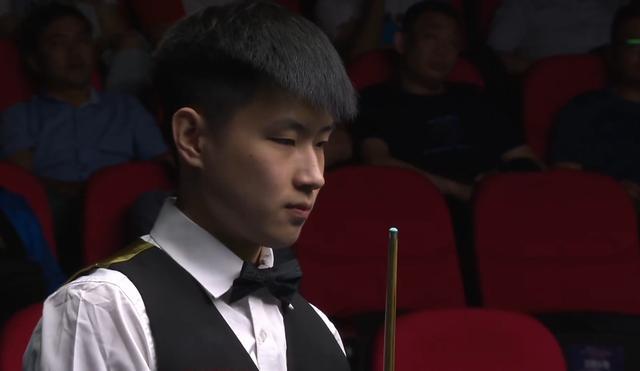 黑马奇迹！泰州常规赛第6，淘汰赛点球连克前三名夺得冠军