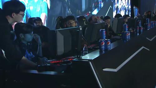 詹姆斯：里夫斯可能有点累而东契奇历经长途跋涉，我状态很好